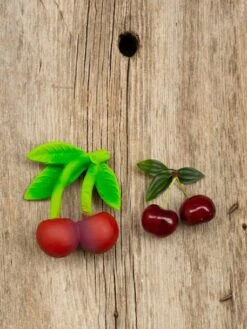 Jouet De Dentition Mery La Cerise - OLI & CAROL Rouge - Oli Et Carol 13 Jouet De Dentition Mery La Cerise - OLI & CAROL Rouge - Oli Et Carol -Premier âge Boutieque jouet de dentition mery la cerise oli carol 5